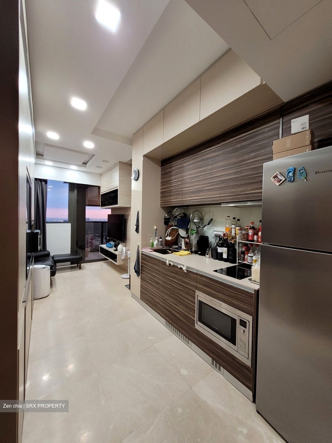 Commonwealth Towers (D3), Condominium #373827091